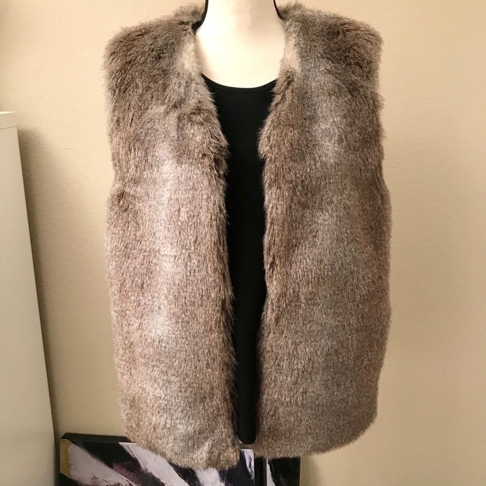Talula faux fur vest